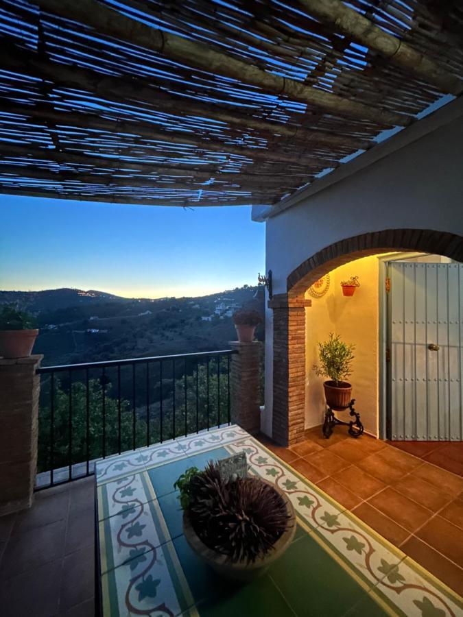 Villa En Frigiliana Con Piscina Y Jacuzzi Exterior foto